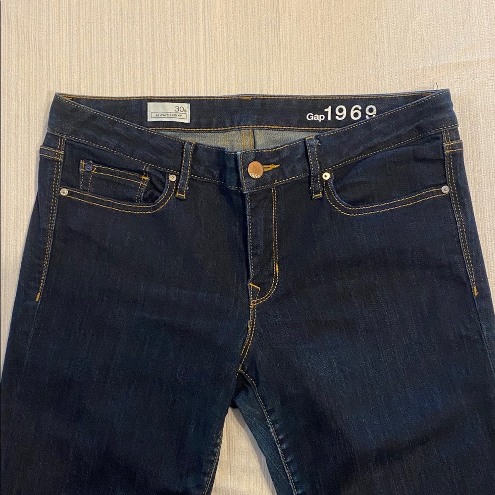GAP Women's Skinny Jeans - Dark Blue